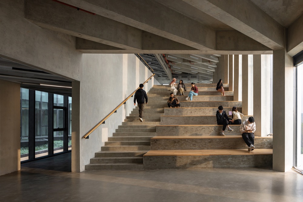 TJAD iSpace Digital Smart Space
